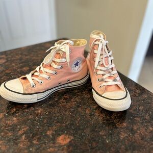 Converse Classic Pink High-Tops woman size 7